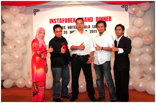 instaforex-grand-dinner-2011-03 instaforex-grand-dinner-2011-03